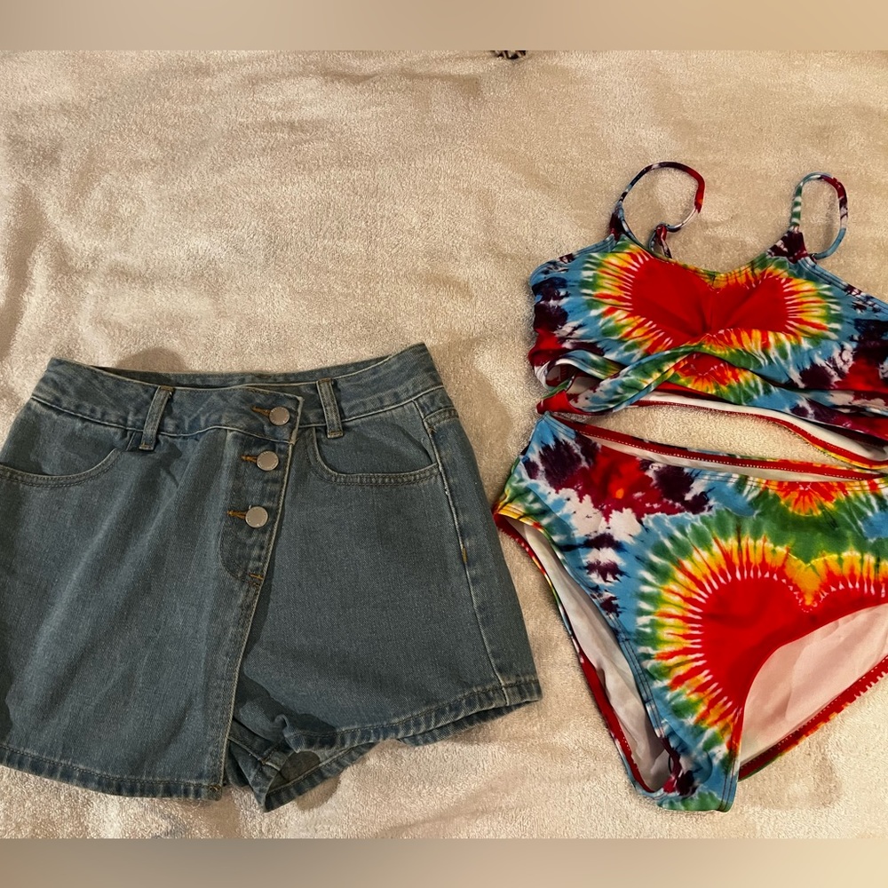 NWT SHEIN shorts and bikini. Size 12/13.